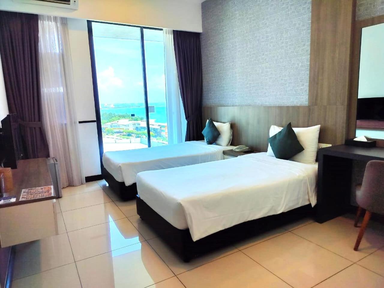 D'Wharf Hotel & Serviced Residence Port Dickson Exterior photo