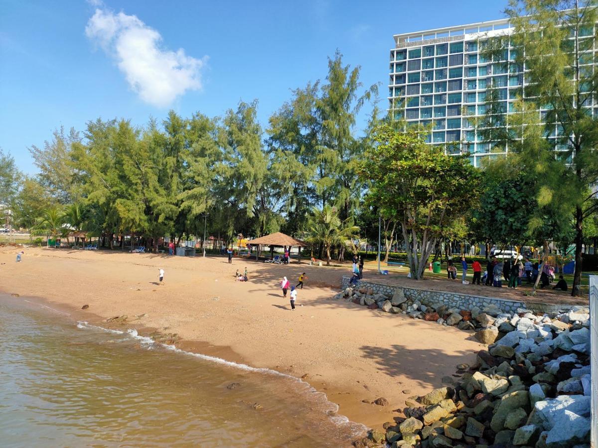 D'Wharf Hotel & Serviced Residence Port Dickson Exterior photo